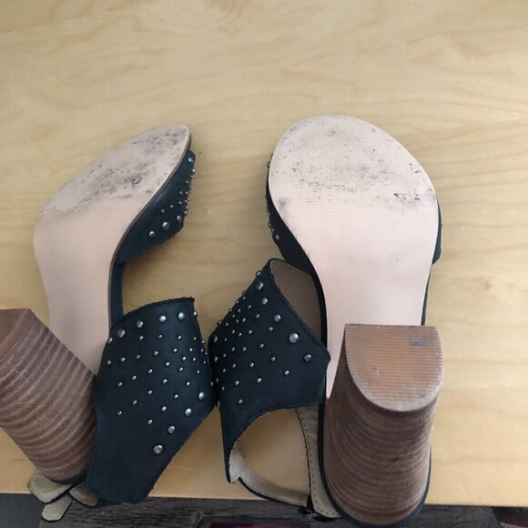 Very Volatile LA Black & Silver Studded Leather Sandals Women's size 7 - Picture 7 of 8